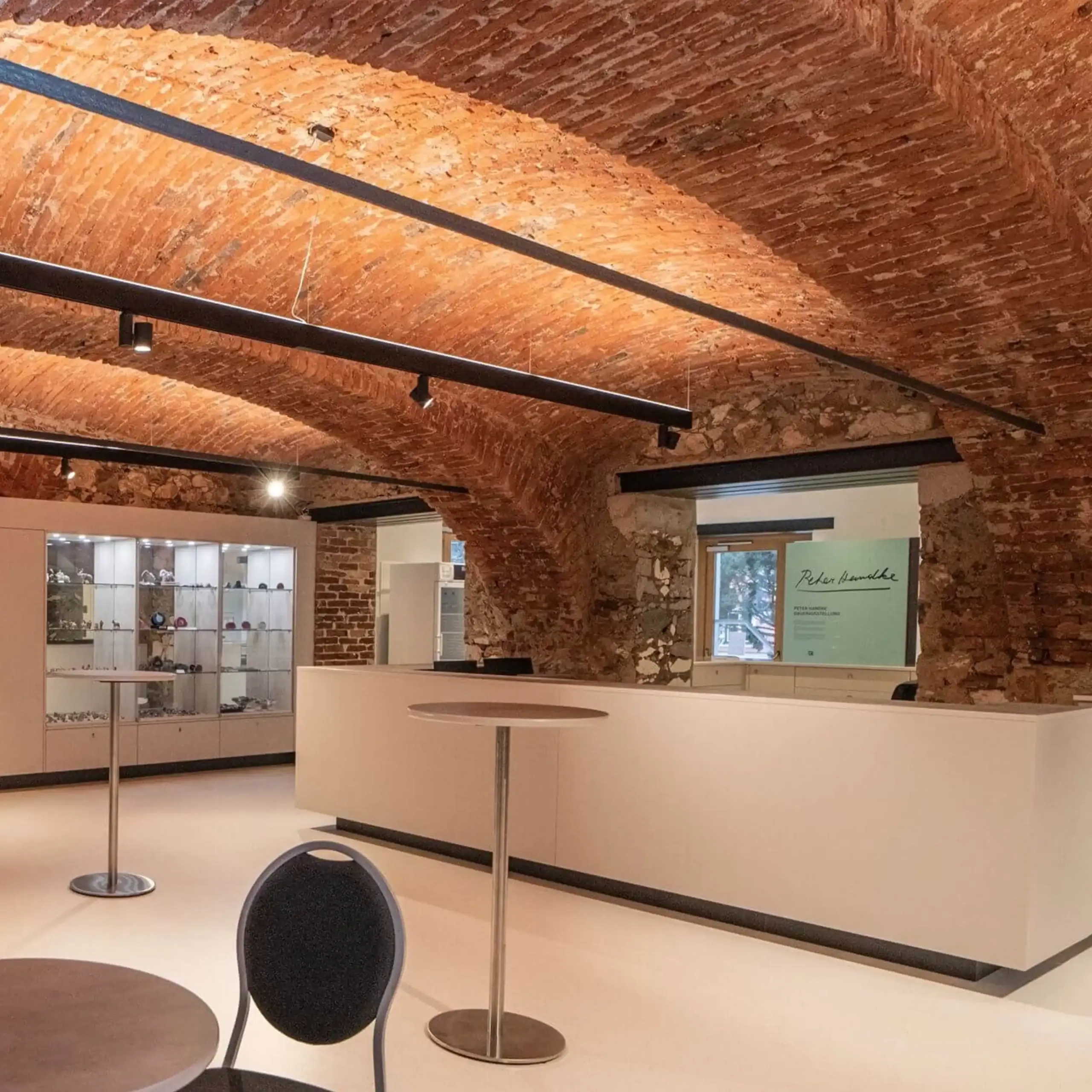 stugeba-tischlerei-moeblierung-museum-griffen-web-05